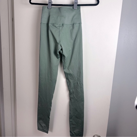 Lune Active Silvered Olive Seamless Jayne Rec Fabric Silky Soft Leggings NWT XS - Picture 4 of 16